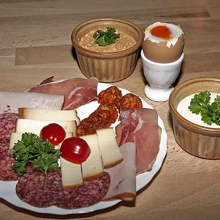 Frühstückspension Bellevue 3*