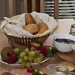 Bellevue Bed & Breakfast